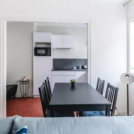 Apartment With Alcove And Balcony Part-dieu Lyon